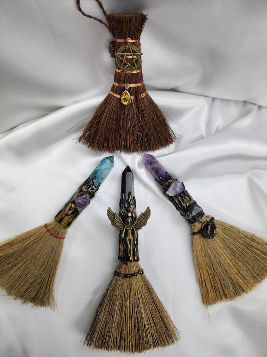 Besoms .....Brooms  #B1-7