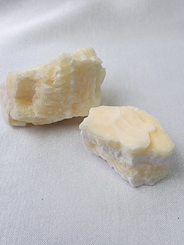 Onyx/Piña Colada Crystal Raw #R76