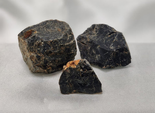 Onyx Black Crystal Raw  #R96