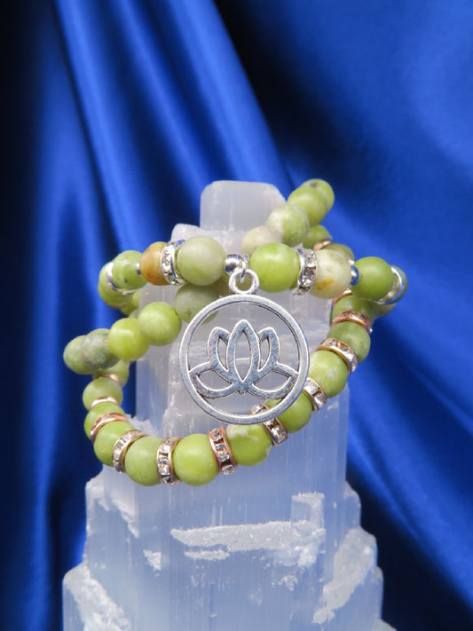 On Sale....Jade/Nephrite Crystal Bracelet BR28....Special