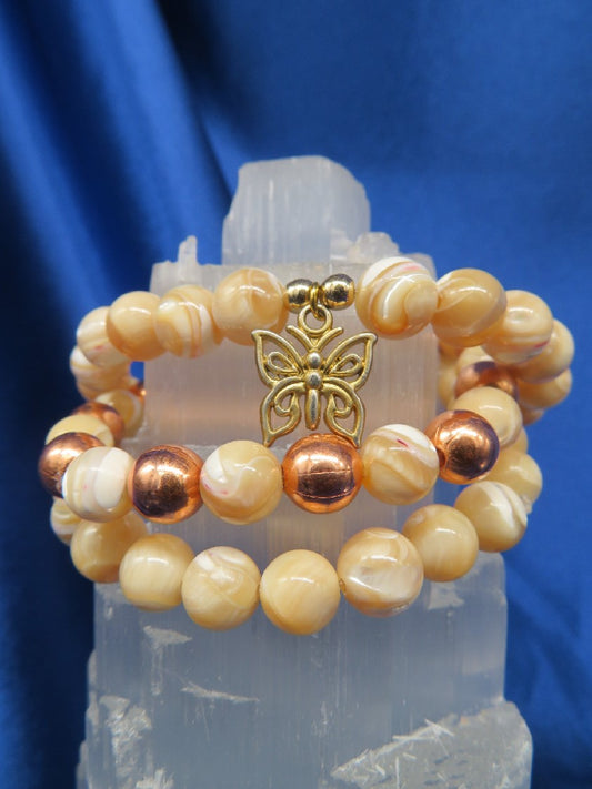 On Sale....Mother Of Pearl/Natural Bracelet BR49....Special