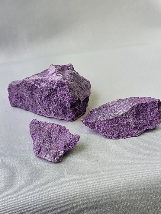 Jade/Lavender Crystal Raw #R51