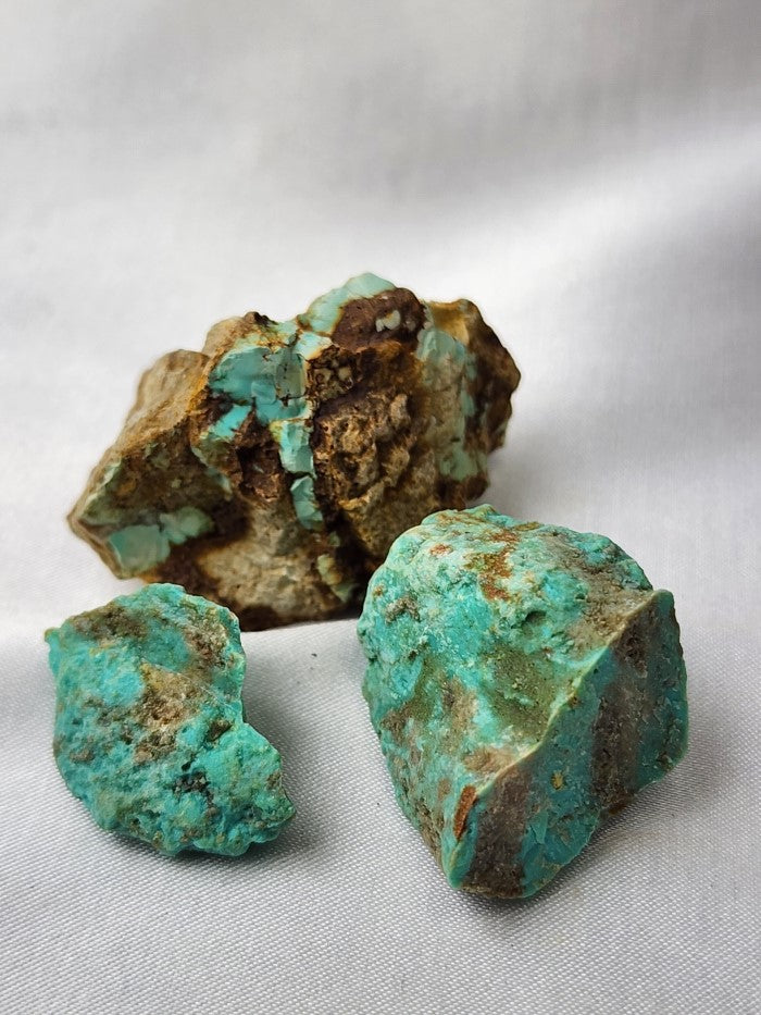 Turquoise Crystal Raw #R118